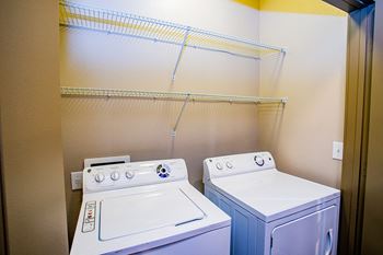 Aliso briar forest apartments washer dryer